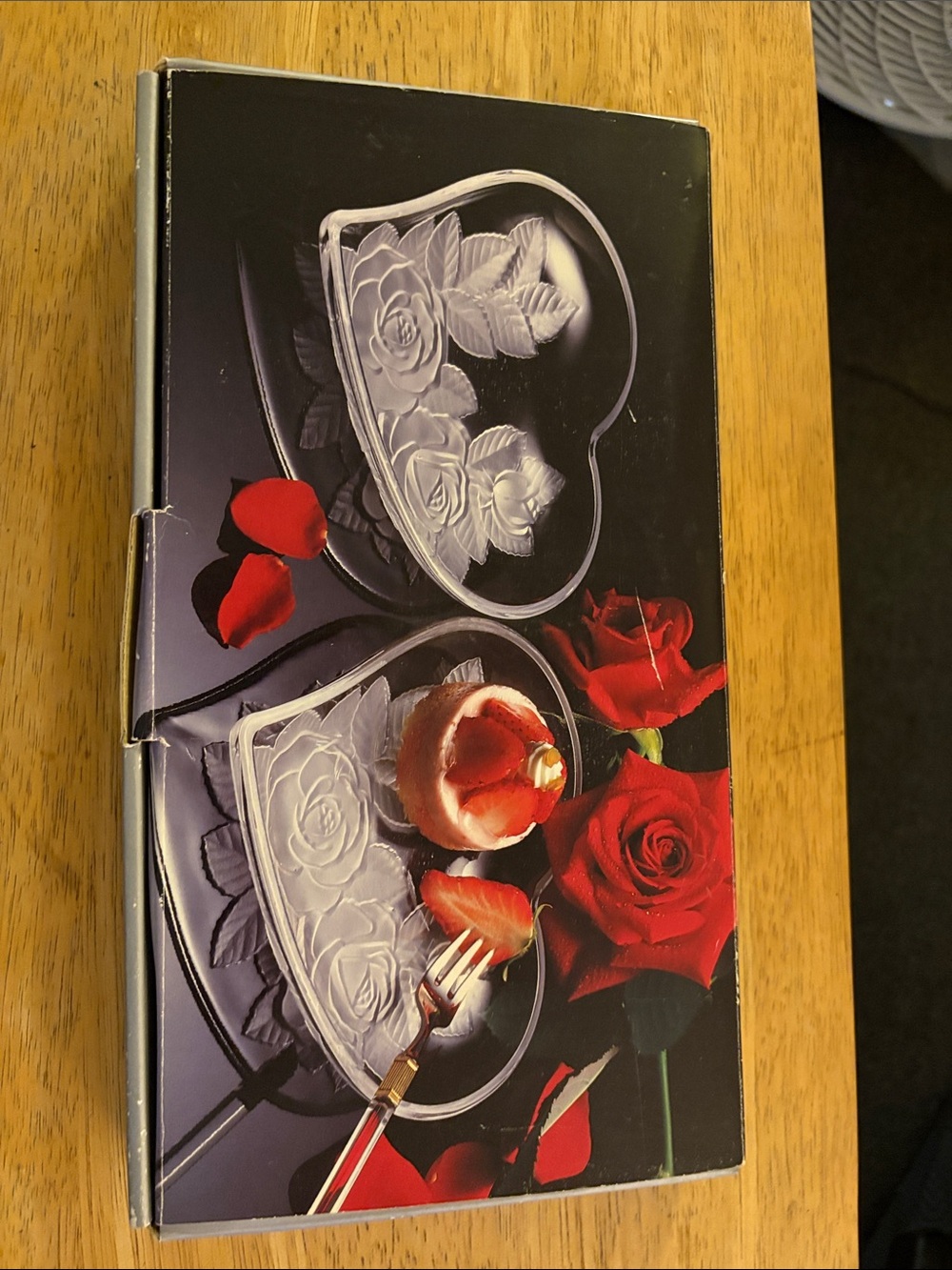 Studio Nova Crystal Heart Tray Set: Winter Rose Design